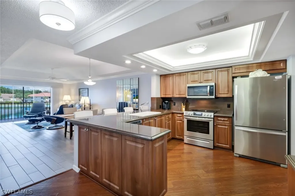 505 Mardel Drive Naples FL 34104