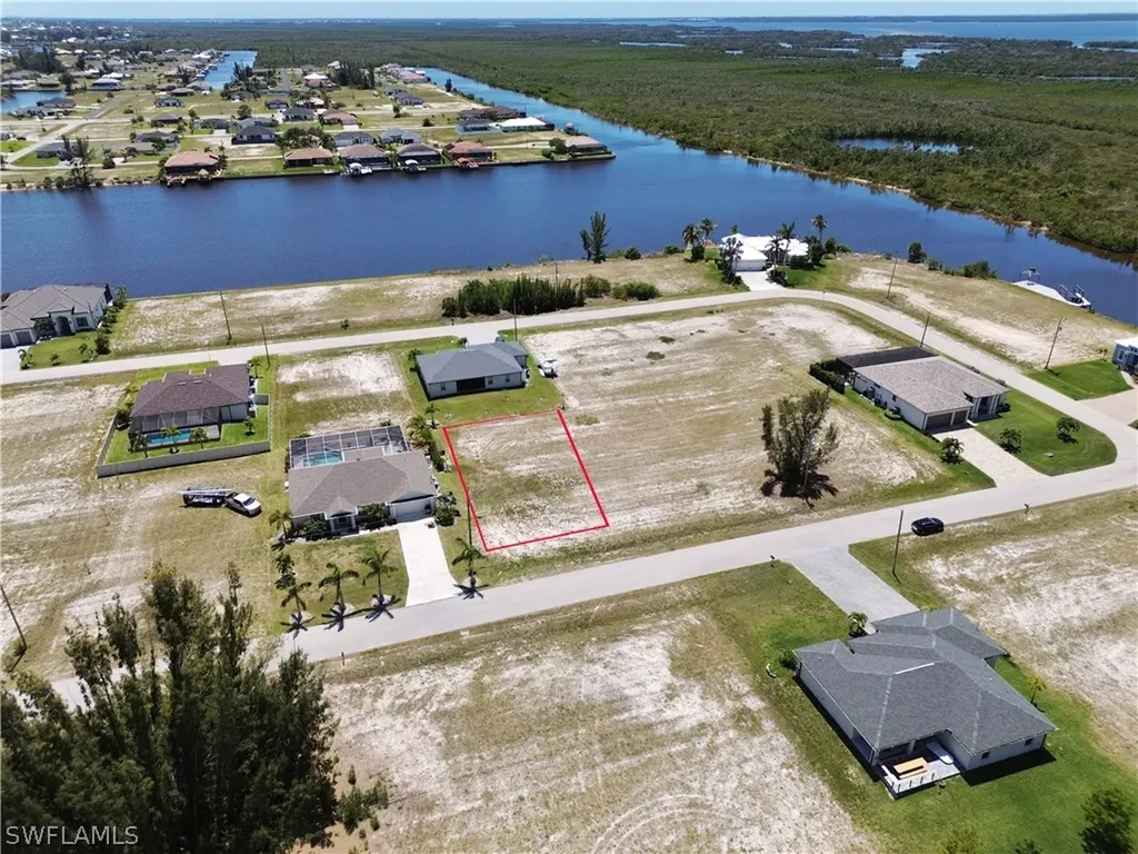 4624 NW 33rd Lane Cape Coral FL 33993