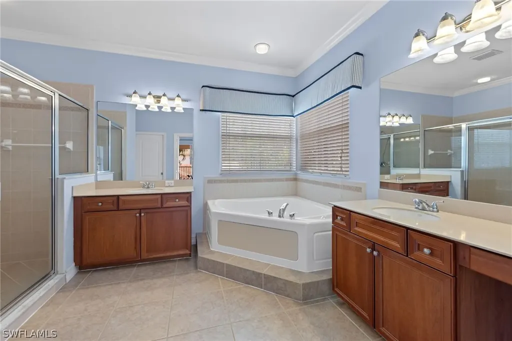 9680 Falconer Way Estero FL 33928