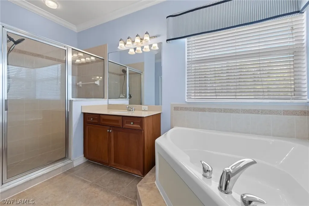 9680 Falconer Way Estero FL 33928