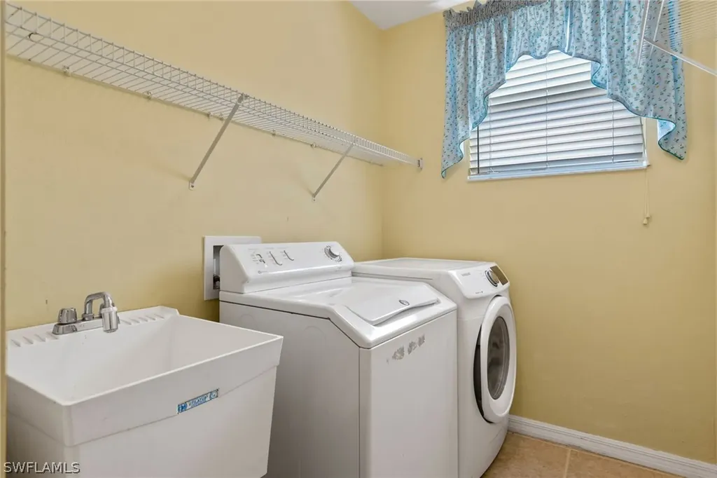 9680 Falconer Way Estero FL 33928