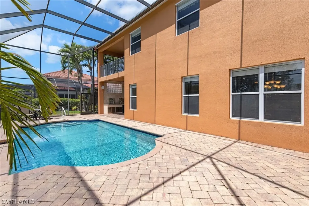 9680 Falconer Way Estero FL 33928
