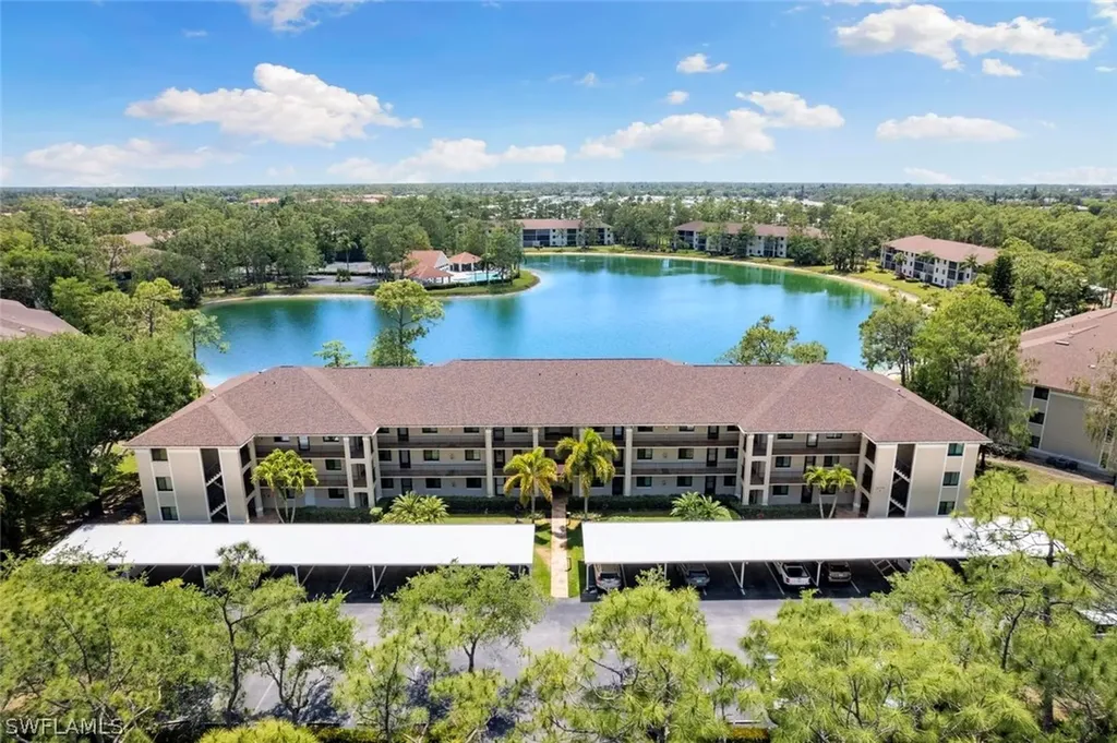 5784 Deauville Circle Naples FL 34112