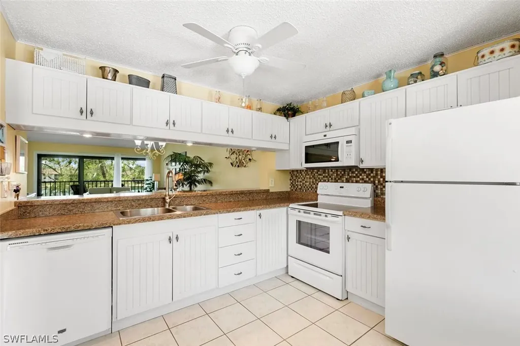 5784 Deauville Circle Naples FL 34112