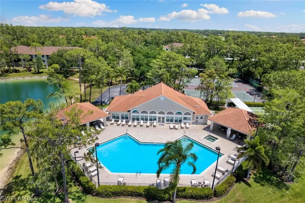 5784 Deauville Circle Naples FL 34112