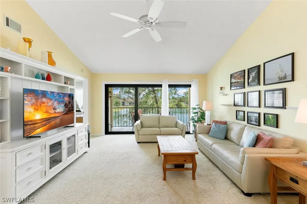 5784 Deauville Circle Naples FL 34112