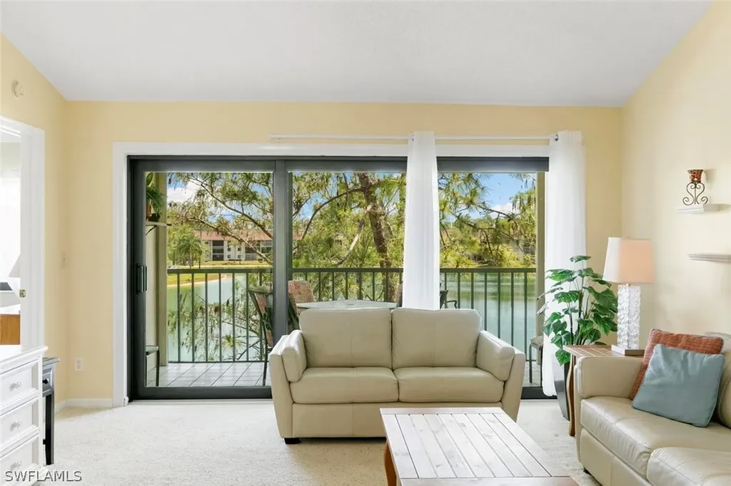 5784 Deauville Circle Naples FL 34112