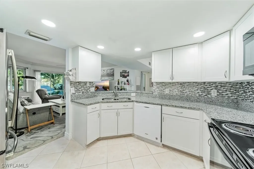 3180 Seasons Way Estero FL 33928