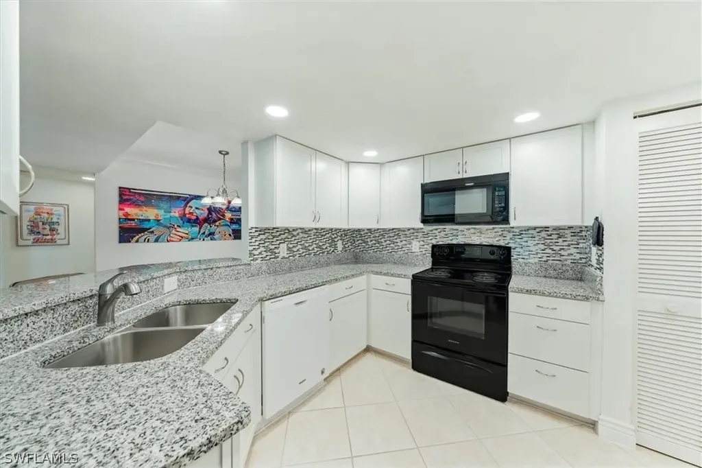 3180 Seasons Way Estero FL 33928
