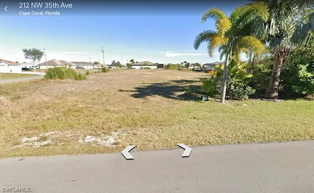 212 NW 35th Avenue Cape Coral FL 33993
