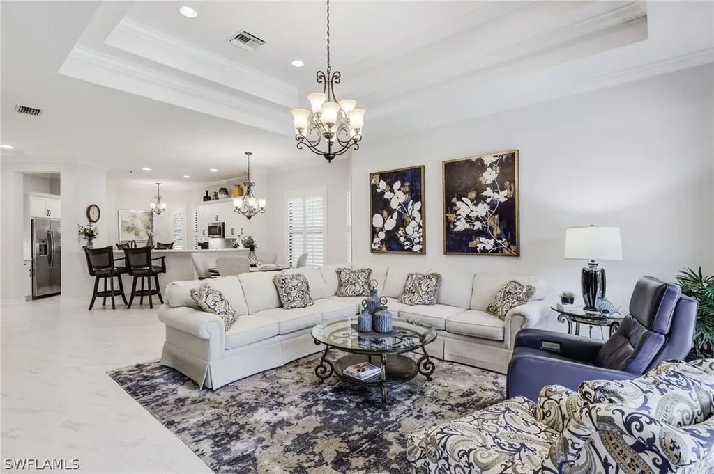6648 Roma Way Naples FL 34113