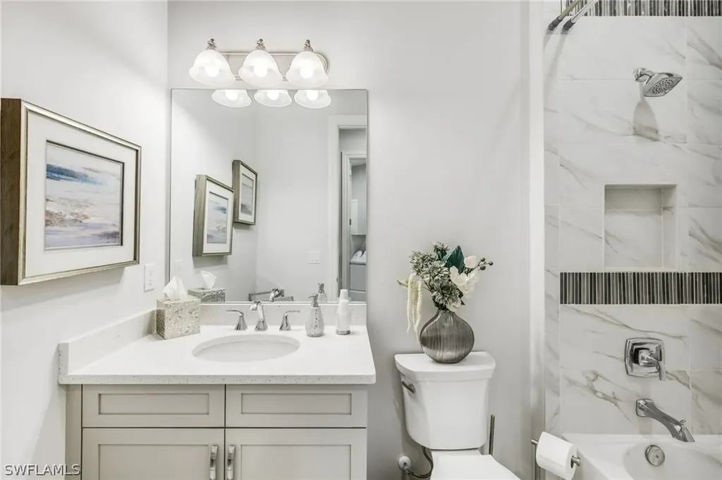 6648 Roma Way Naples FL 34113