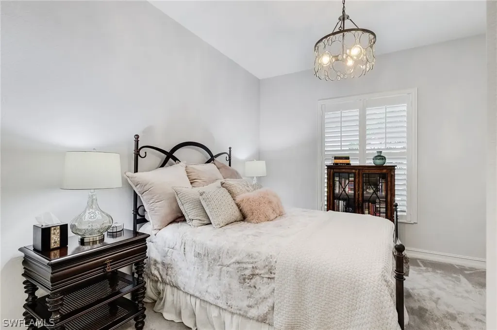 6648 Roma Way Naples FL 34113