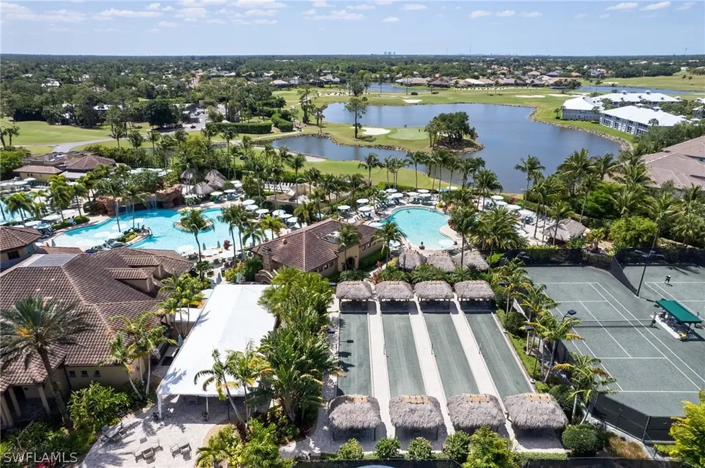 6648 Roma Way Naples FL 34113