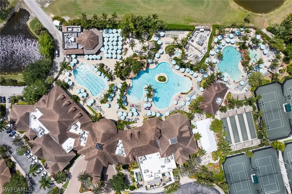6648 Roma Way Naples FL 34113