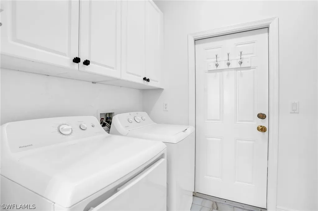1629 El Dorado Parkway W Cape Coral FL 33914