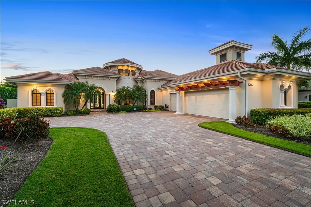 4265 Deephaven Lane Naples FL 34119