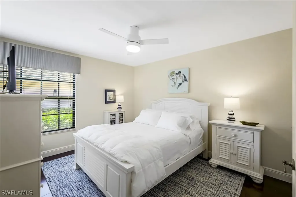 6654 Tannin Lane Naples FL 34109