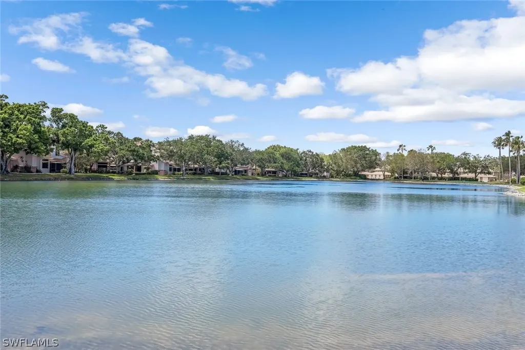 6654 Tannin Lane Naples FL 34109