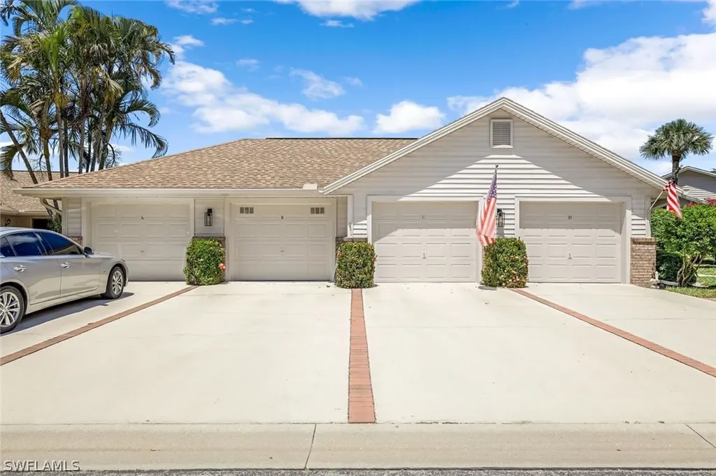 6654 Tannin Lane Naples FL 34109