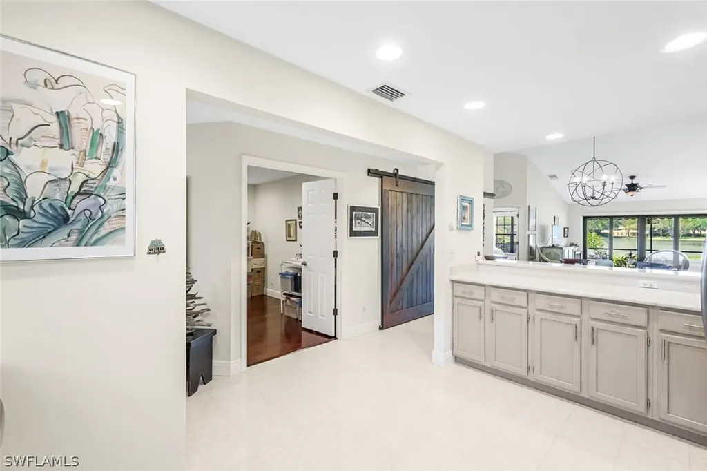6654 Tannin Lane Naples FL 34109