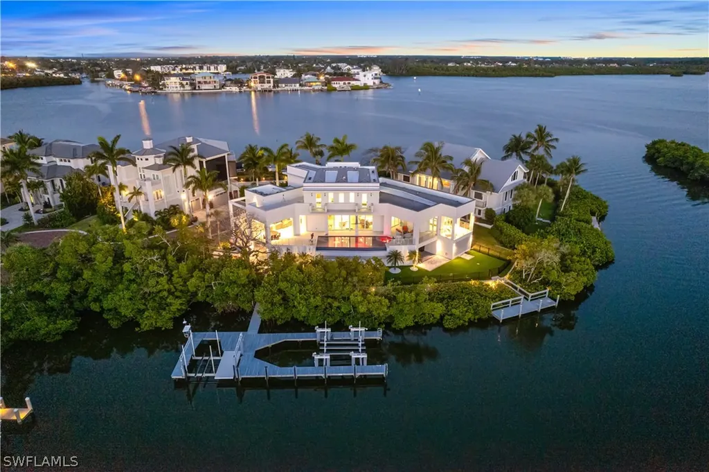 Bonita Springs FL, 226 Malibu Cove