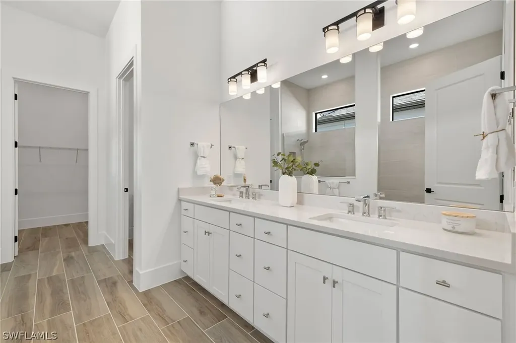 16281 Verilyn Circle Naples FL 34110