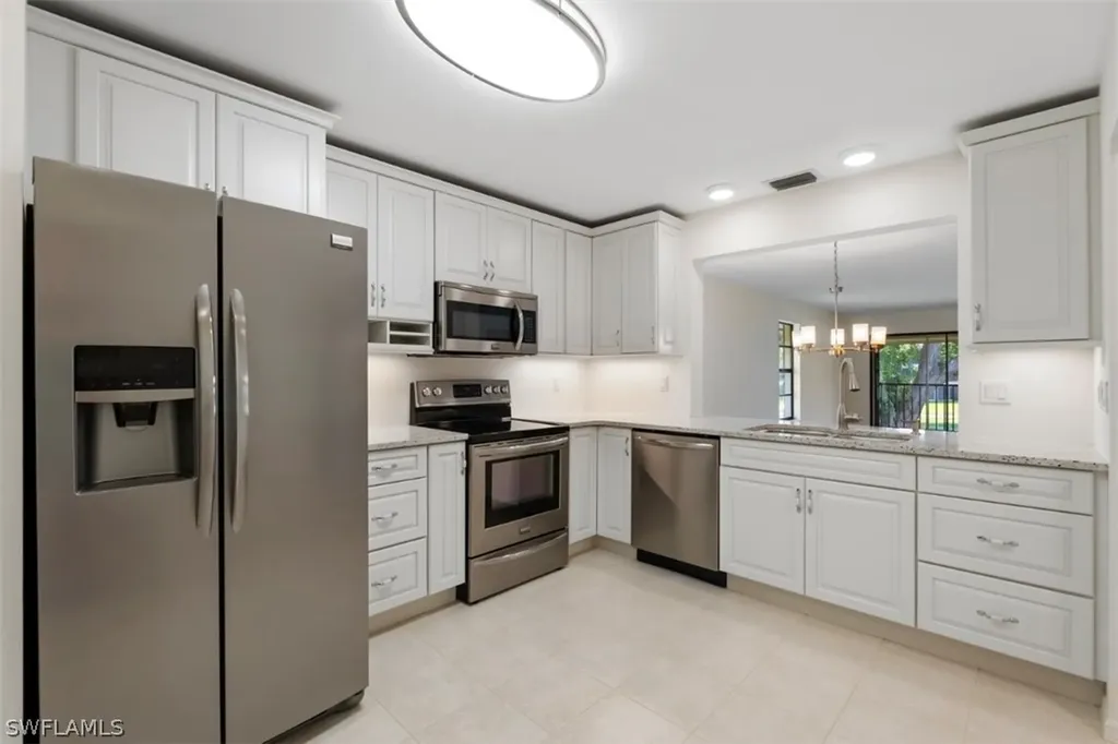 Naples FL, 400 Misty Pines Circle, Unit 201