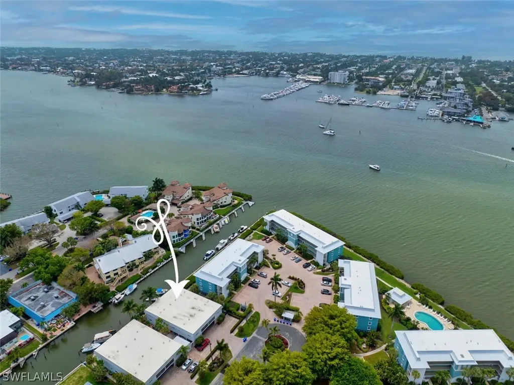 Naples FL, 1320 Blue Point Avenue, Unit 2