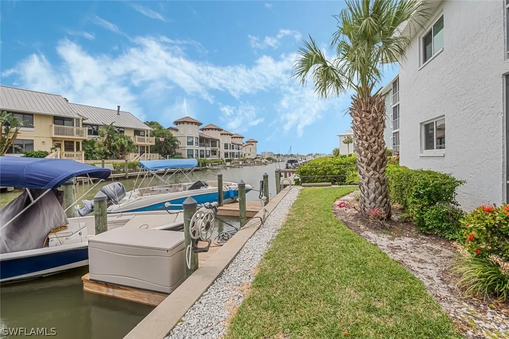 1320 Blue Point Avenue Naples FL 34102