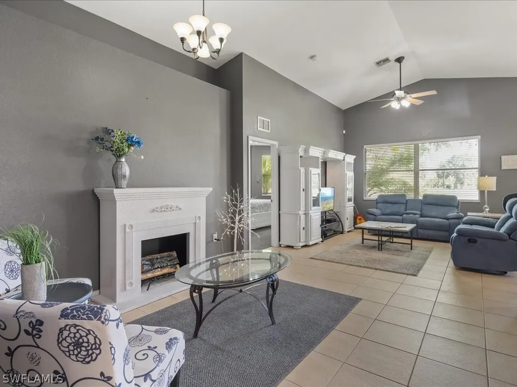 2044 Par Drive Naples FL 34120