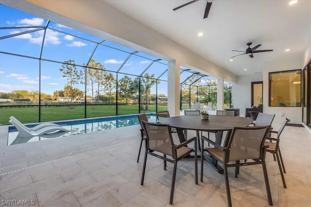 2082 Wilson Boulevard N Naples FL 34120