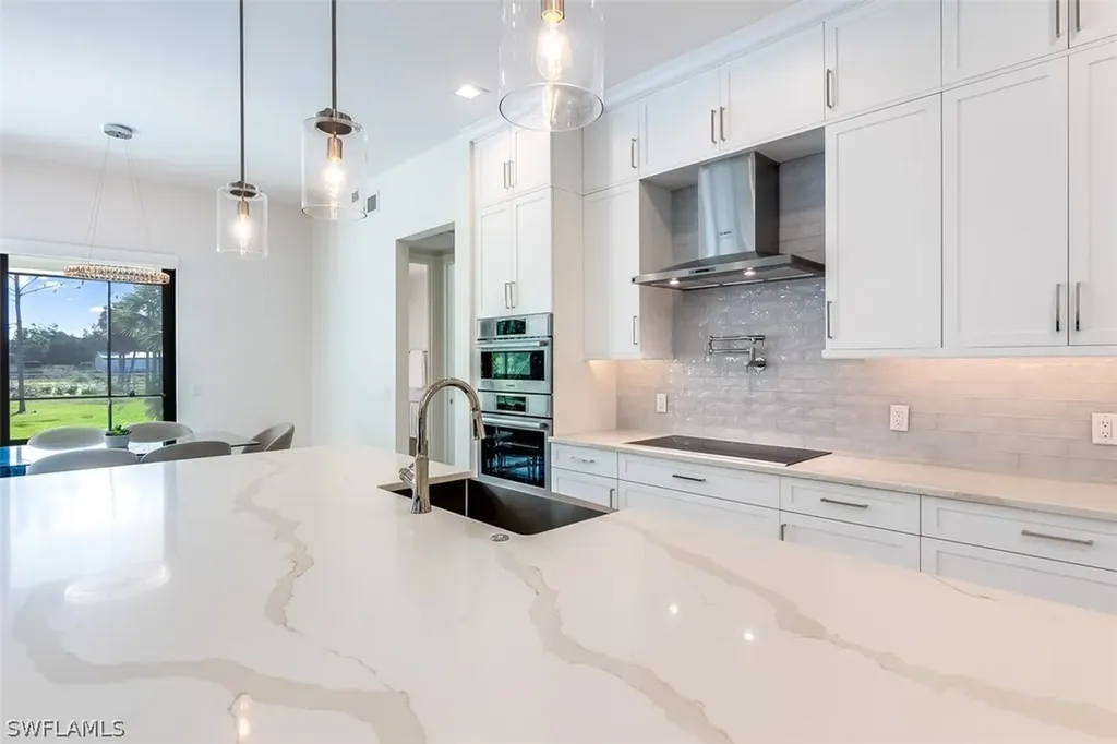 2082 Wilson Boulevard N Naples FL 34120