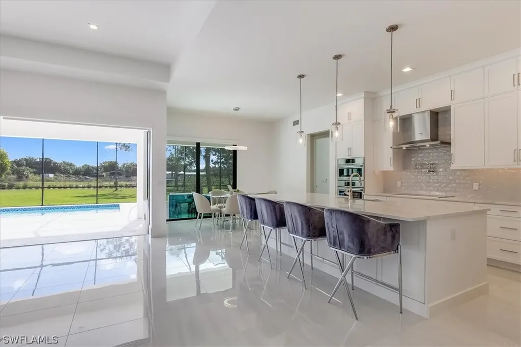 2082 Wilson Boulevard N Naples FL 34120
