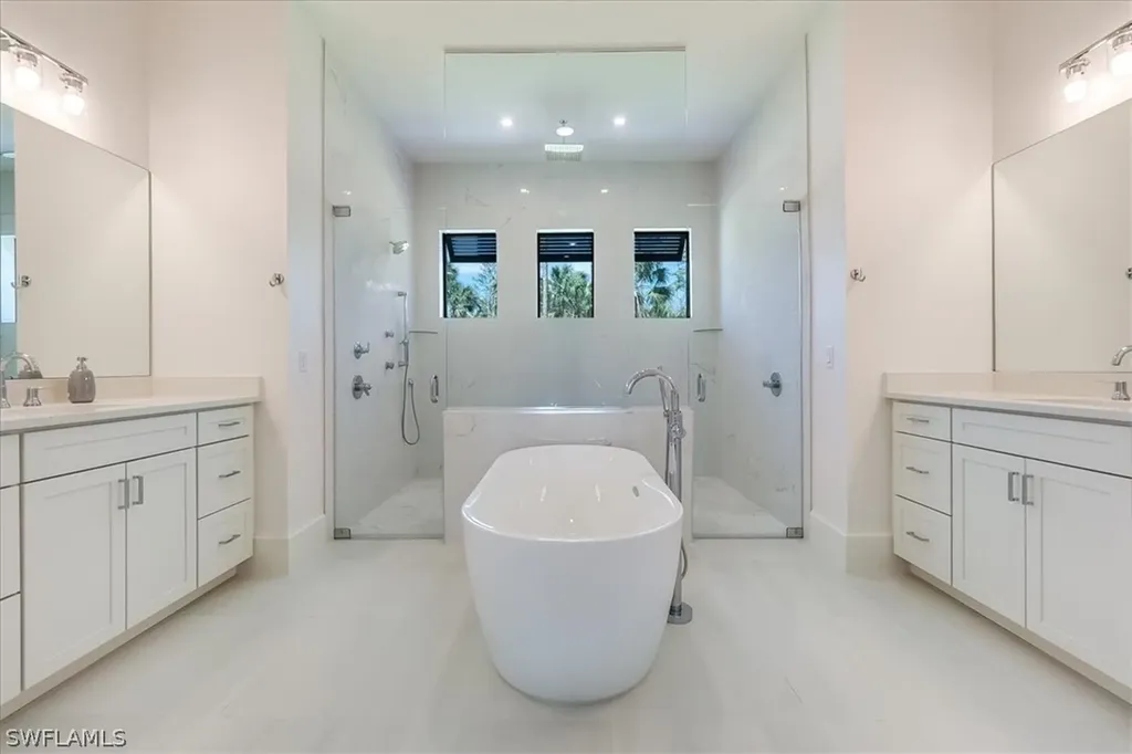 2082 Wilson Boulevard N Naples FL 34120