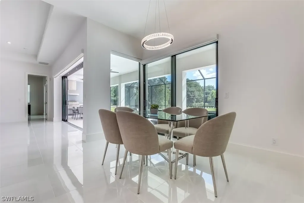 2082 Wilson Boulevard N Naples FL 34120