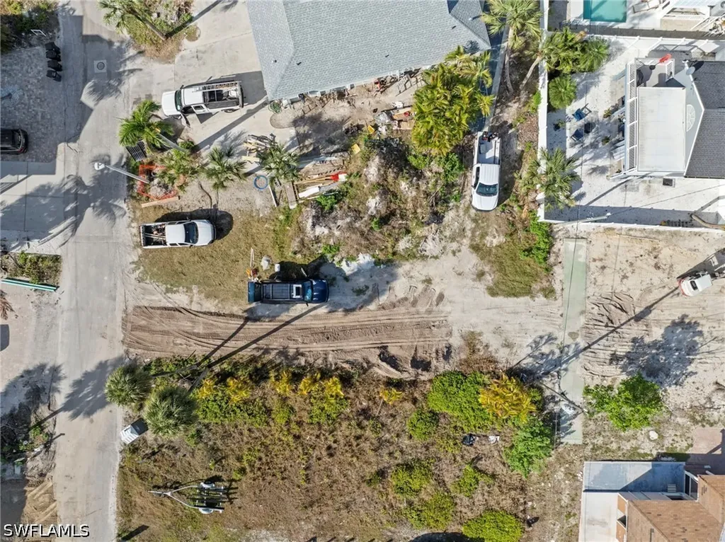 123-125 Washington Avenue Fort Myers Beach FL 33931