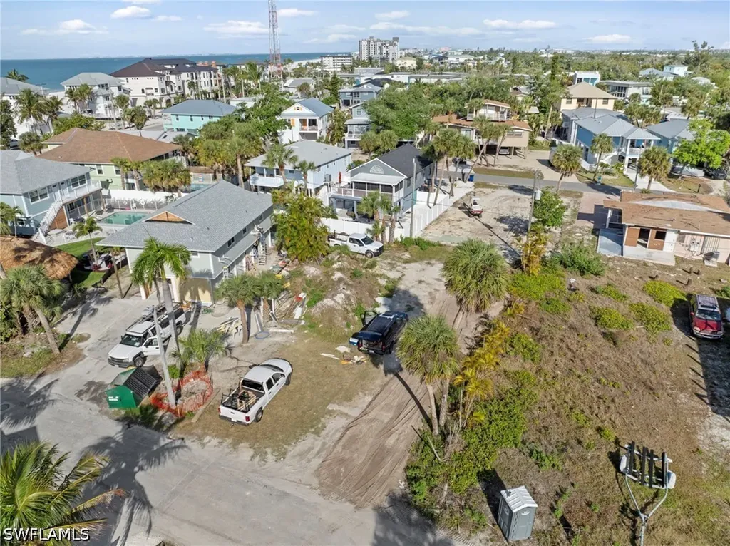 123-125 Washington Avenue Fort Myers Beach FL 33931