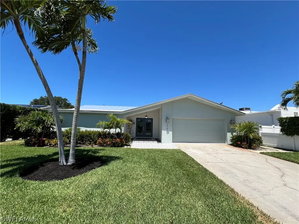 Naples FL, 1361 Lake Shore Drive