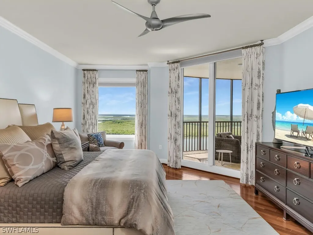 1050 Borghese Lane Naples FL 34114