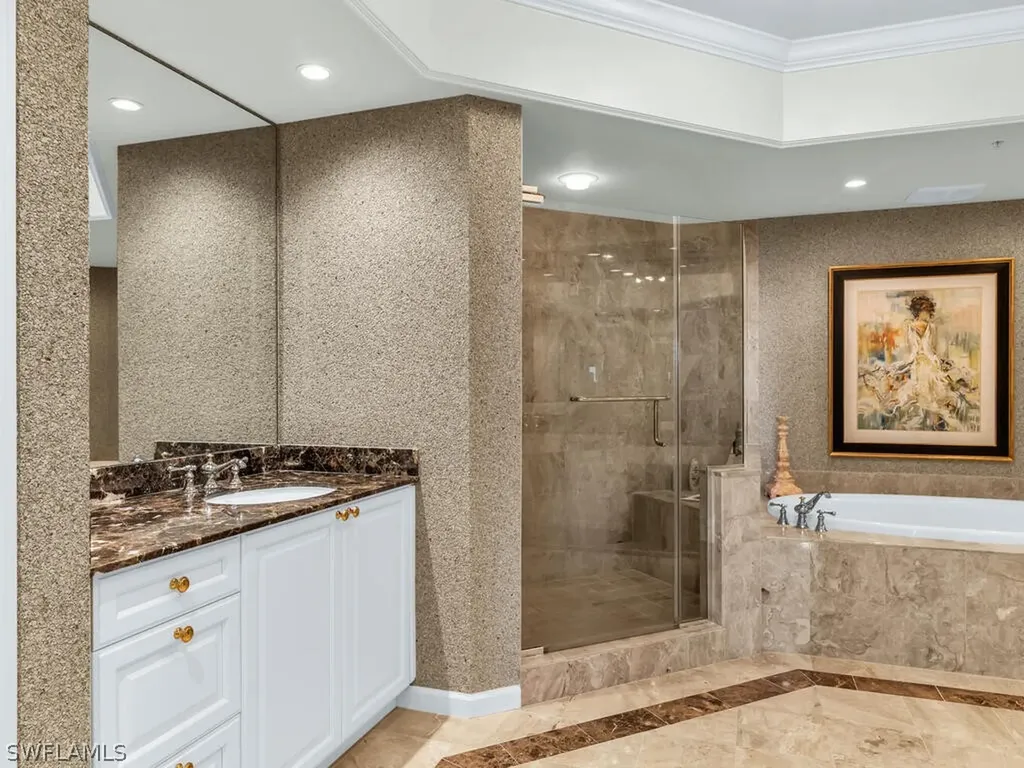 1050 Borghese Lane Naples FL 34114