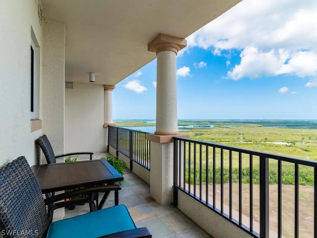 1050 Borghese Lane Naples FL 34114