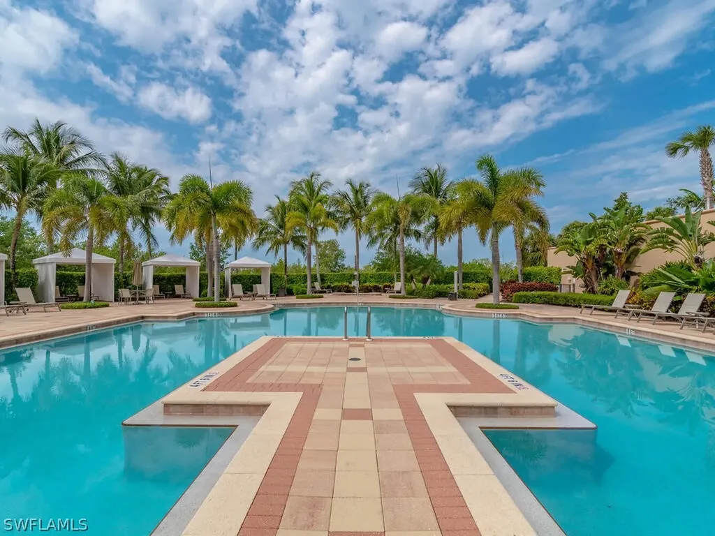1050 Borghese Lane Naples FL 34114