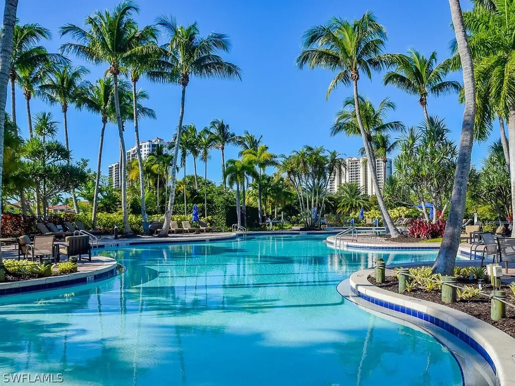1050 Borghese Lane Naples FL 34114