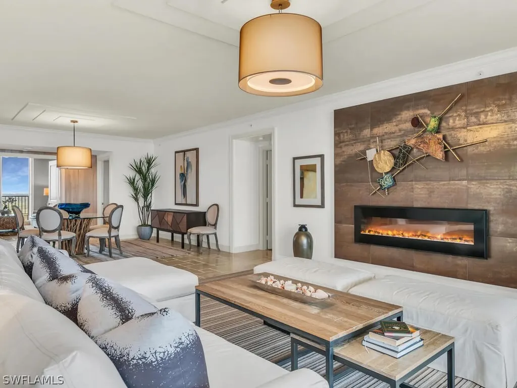 1050 Borghese Lane Naples FL 34114