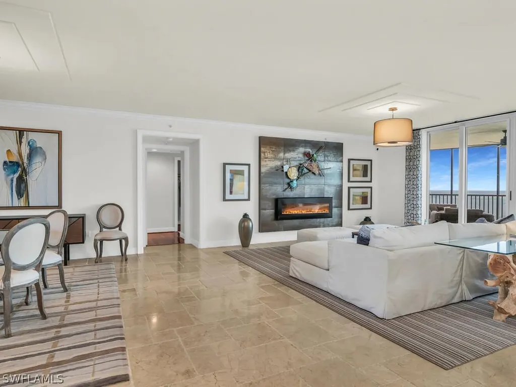 1050 Borghese Lane Naples FL 34114