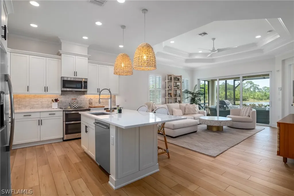 7056 Dominica Drive Naples FL 34113