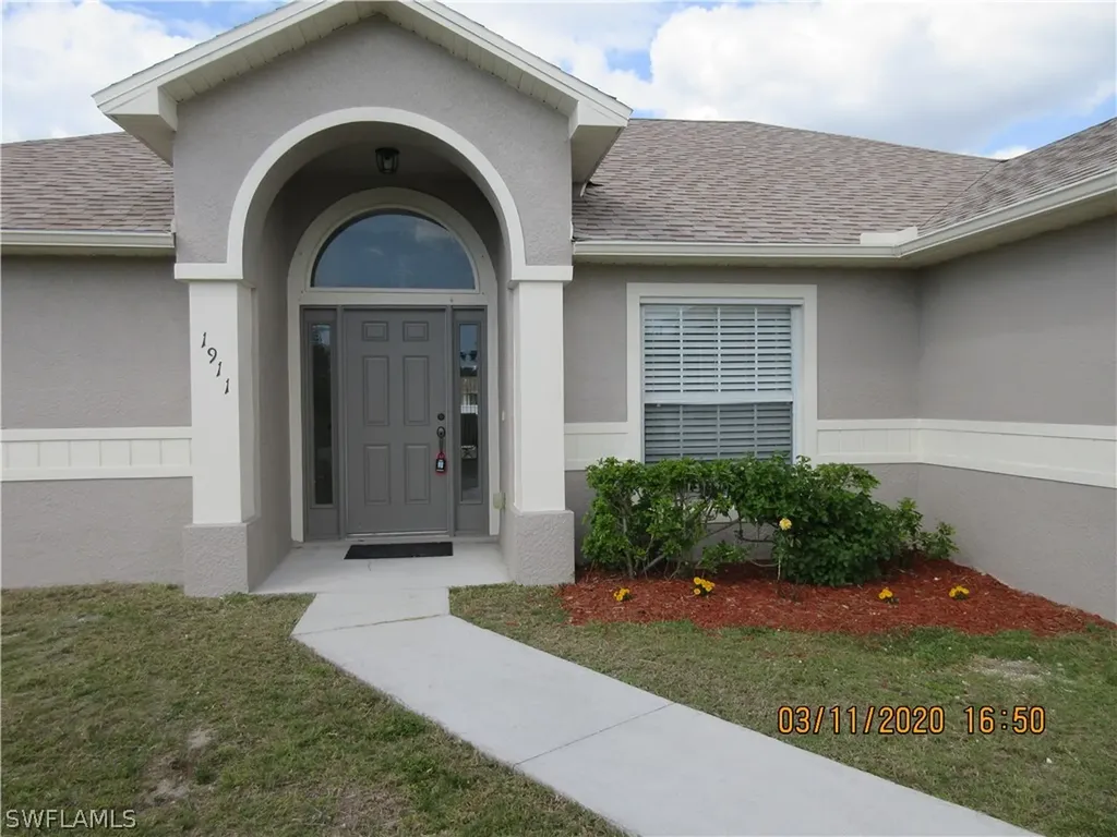 1911 SW 12th Lane Cape Coral FL 33991