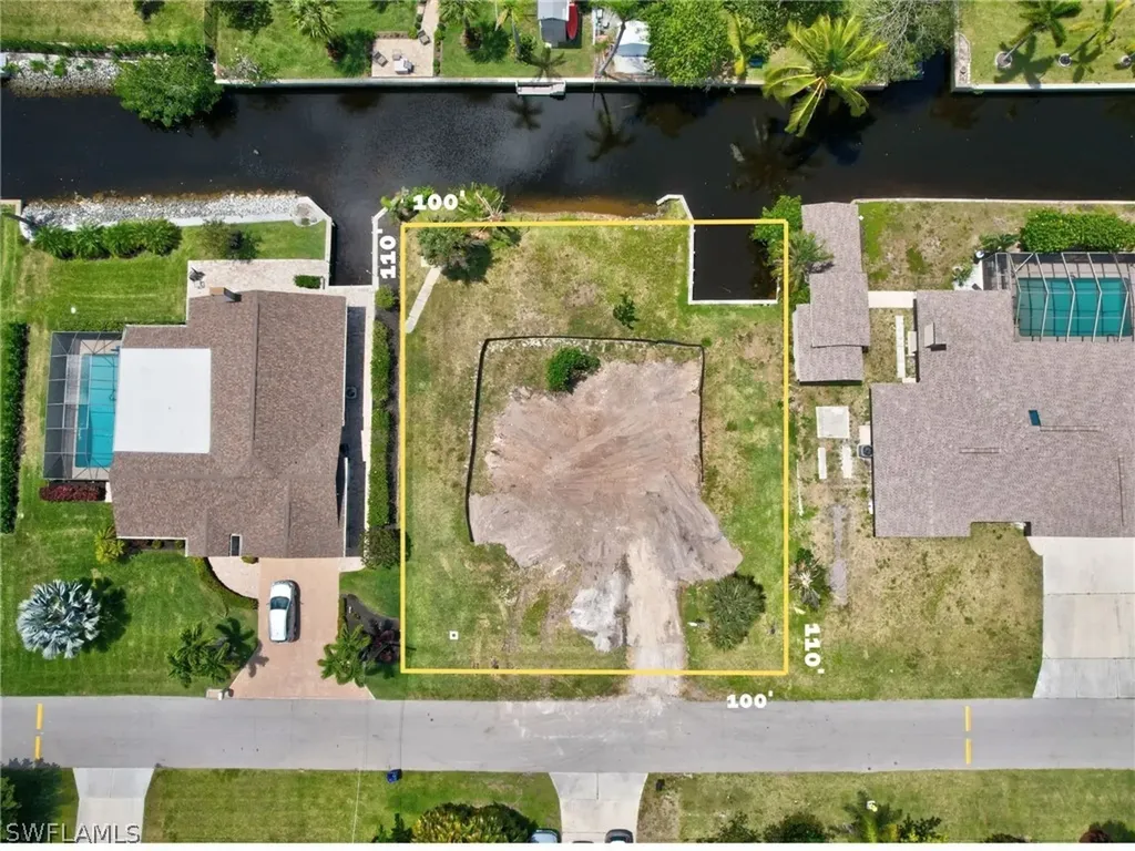 27281 Johnson Street Bonita Springs FL 34135