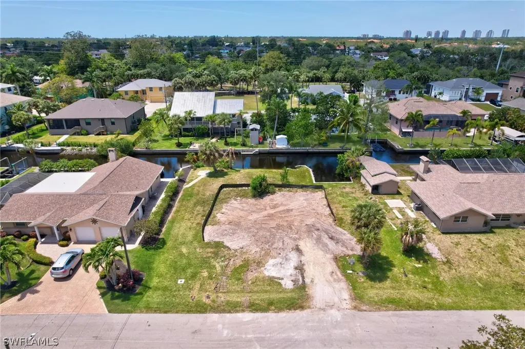 27281 Johnson Street Bonita Springs FL 34135